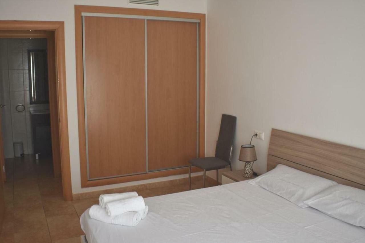 Aube Apartment Deltebre Exterior photo