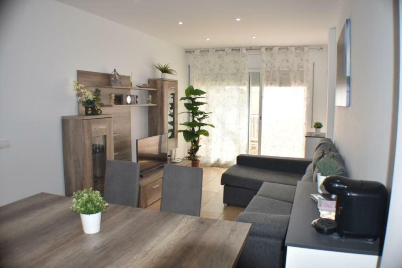 Aube Apartment Deltebre Exterior photo